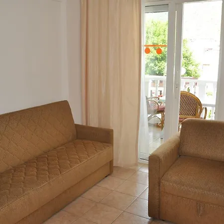 Ξενοδοχείο με διαμερίσματα Truva Apart İcmeler