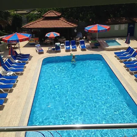 Ξενοδοχείο με διαμερίσματα Truva Apart 3*